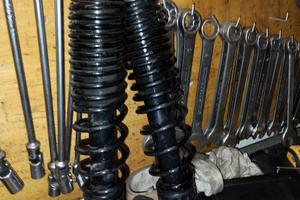 Ammortizzatori post . majesty 250