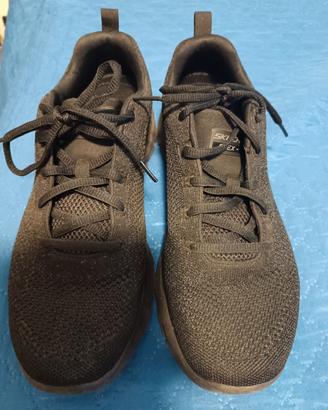 Scarpa Skechers 