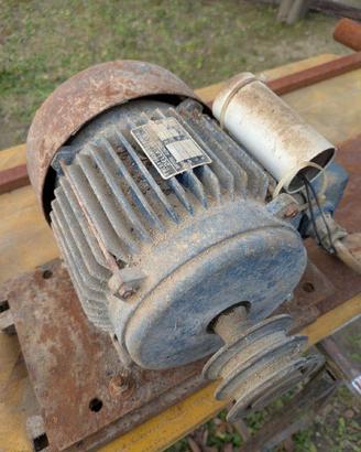 Motore Elettrico asincrono monofase 1,5 HP usato