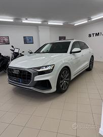 Audi Q8 45 TDI quattro tiptronic Sport