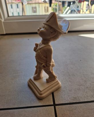 Statua Carabiniere Storico