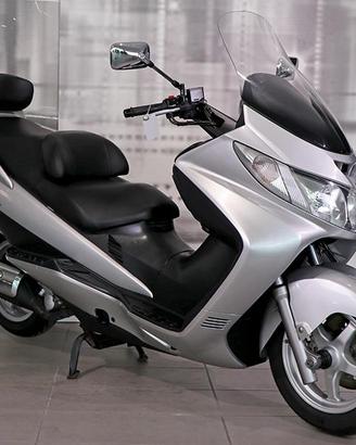 Suzuki Burgman 400