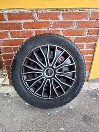 Cerchi in ferro con copricerchi