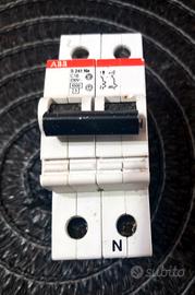 interruttore magnetotermico 