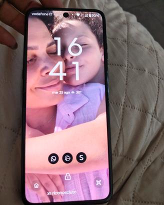 Motorola  razr 60 ultra  12/512
