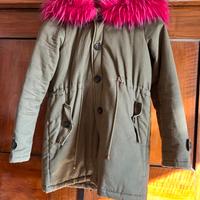 Giacca con pelliccia sintetica