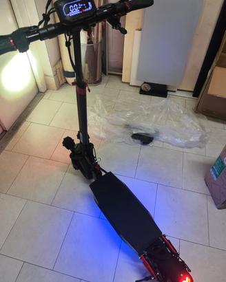 monopattino elettrico i scooter nuovo 