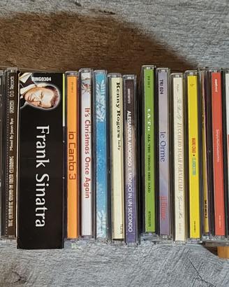 Blocco di circa 30 cd musicali