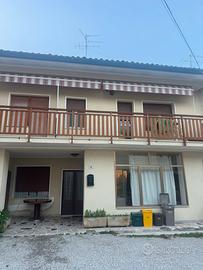 Villetta a schiera a fanna