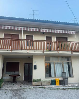 Villetta a schiera a fanna