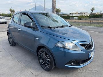 Lancia Ypsilon Y Gold 1.0 FireFly 70cv S&S Hybrid 