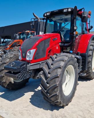 TRATTORE USATO VALTRA N123 VERSU - Anno 2014