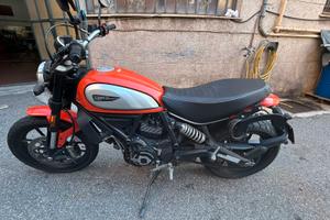 Ducati Scrambler 800 Icon