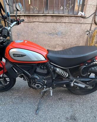 Ducati Scrambler 800 Icon