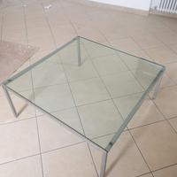 Tavolino basso in cristallo e ferro