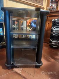 mobiletto con rotelle