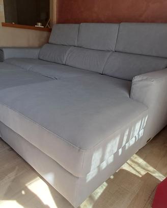 Divano nuovo