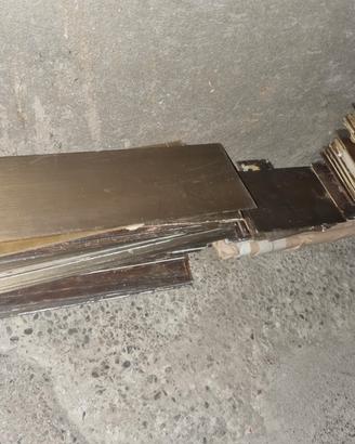 battiscopa in ottone  per le scale