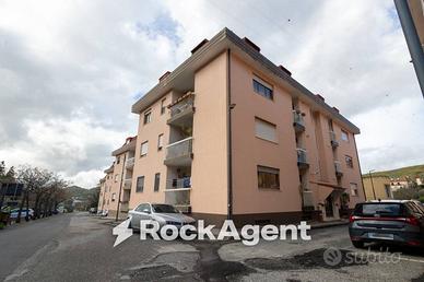 Attico / Mansarda di 46 m² con 2 locali a Catanzar