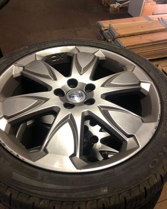 Cerchi Volvo XC70 - 19" + Pirelli Scorpion 235/45