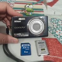 Fotocamera Nikon Coolpix S560