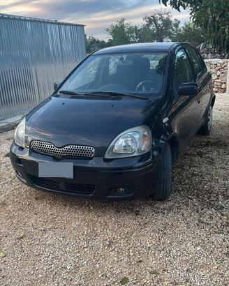 Toyota Yaris 2005
