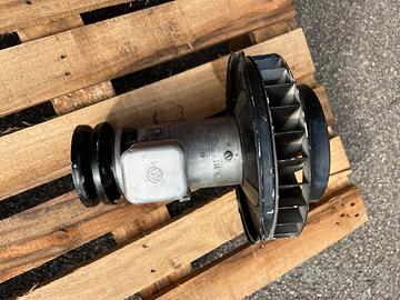 Dinamo con regolatore montato 6v  90mm  no 356