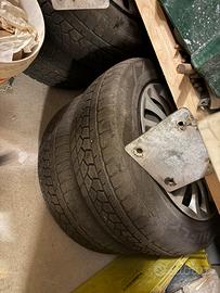 4 gomme con cerchioni 185/65 R15