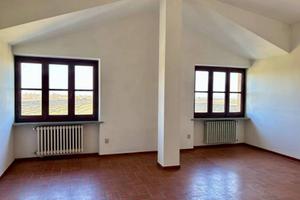 Appartamento di 145 m² con 4 locali e box auto dop