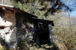 Rustico da ristrutturare