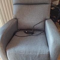 poltrona reclinabile elettrica 