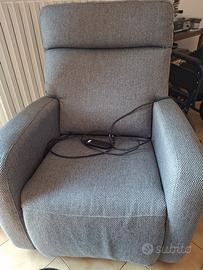 poltrona reclinabile elettrica 