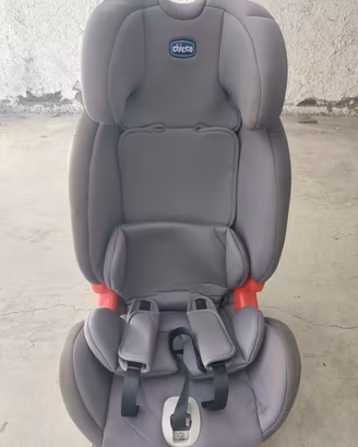 Seggiolino auto chicco Youniverse fix 9-36 kg