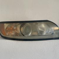Faro/Fanale/Proiettore destro Volvo V50 2009