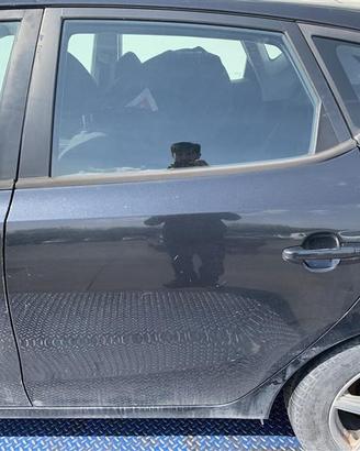 PORTIERA POSTERIORE SINISTRA HYUNDAI i30 CW 770032