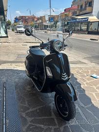 Piaggio Vespa 300 GTS Super - usata
