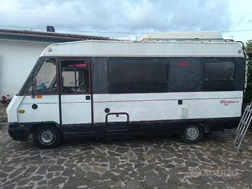 arca Europa 92 2.5 td