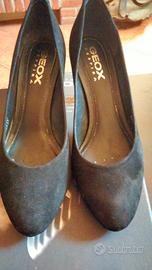 décolleté nere geox