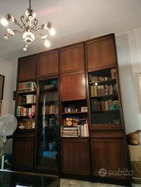 Libreria parete attrezzata classica in legno con v