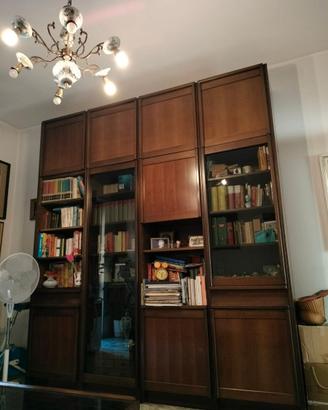 Libreria parete attrezzata classica in legno con v