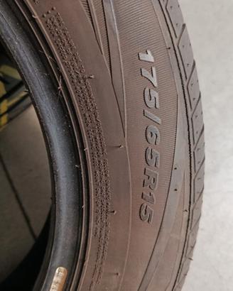 Gomme auto 175/65 R15