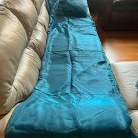 Coppia di tende in tessuto voile azzuurro