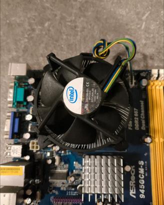 Scheda madre ASRock 945GCM-S con socket LGA775