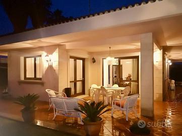 Marina di Ragusa - Villa signorile