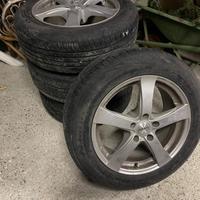 Cerchi + gomme come nuovi