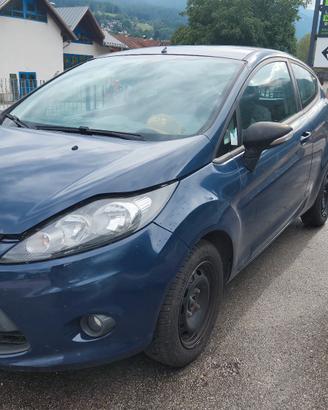 ford fiesta gpl 1.4  71kw  2011 3 porte
