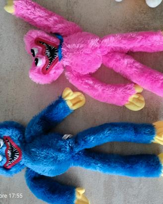 Pupazzi 
Huggy Wuggy più portachiavi 