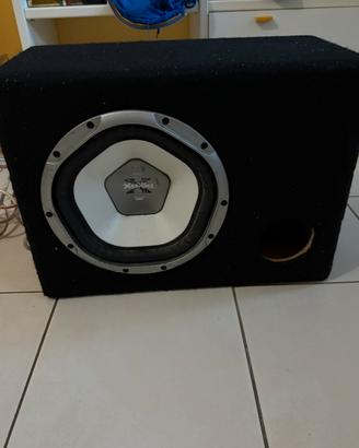 Subwoofer con amplificatore