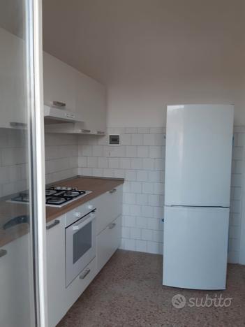 Immobile ristrutturato 4 camere, cucina e bagno