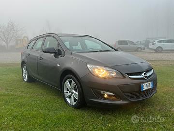 Opel Astra 1.7 CDTI 110CV Sports Tourer Elective